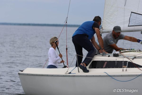 Femmes à la barre – photo 49
